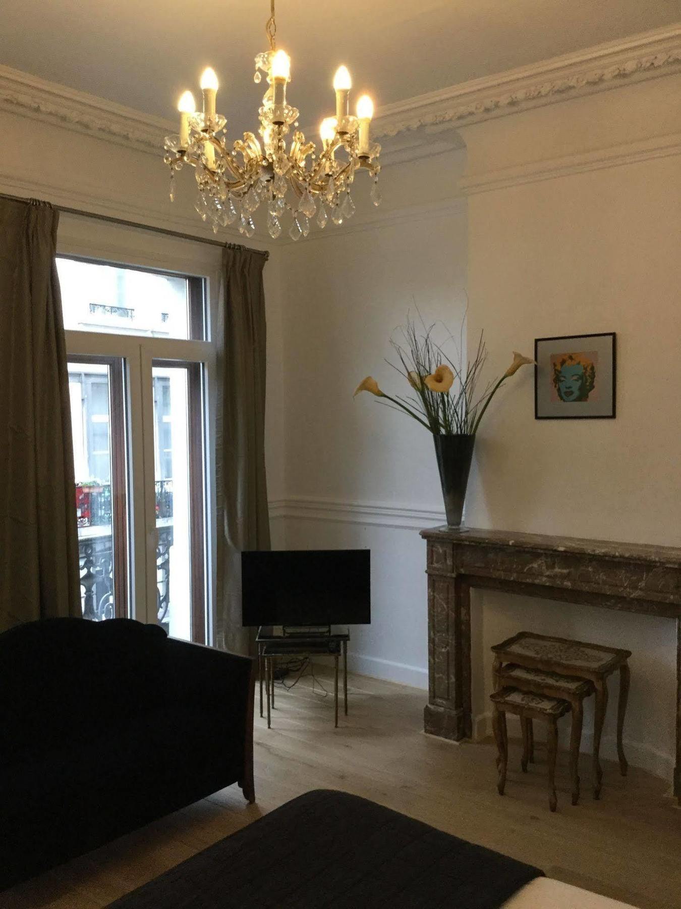 B&B Downtown Bxl Брюссель Экстерьер фото